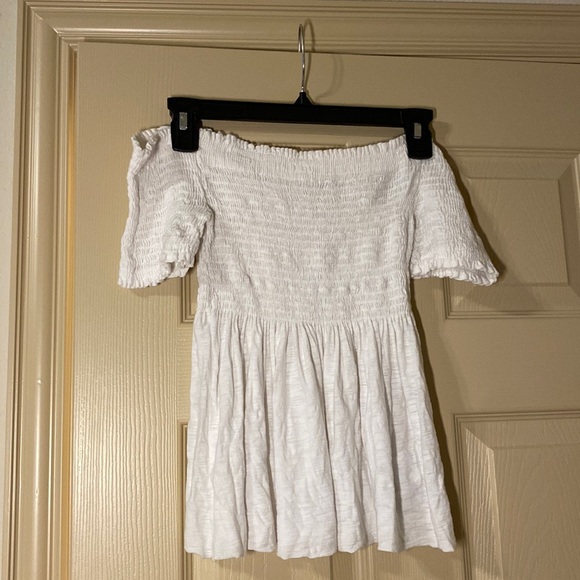 NWOT White Flowy European Summer Top - Picture 1 of 2